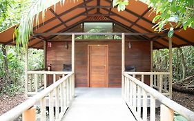 Pachira Lodge